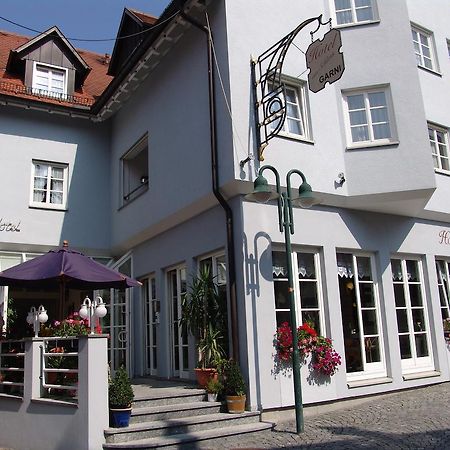 Hotel Am Schloss Neuenstein Neuenstein  Eksteriør bilde